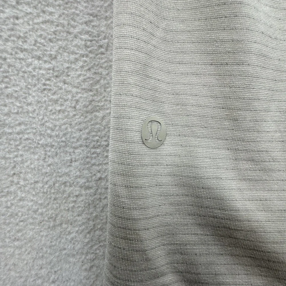 Lululemon Polo Shirt Mens Large Light Gray Stripe Evolution Golf Performance - Picture 3 of 9